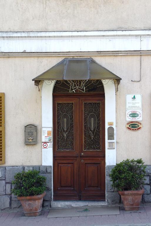 Hotel Pino Torinese Esterno foto